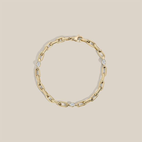 Diamond Link Bracelet: Oval