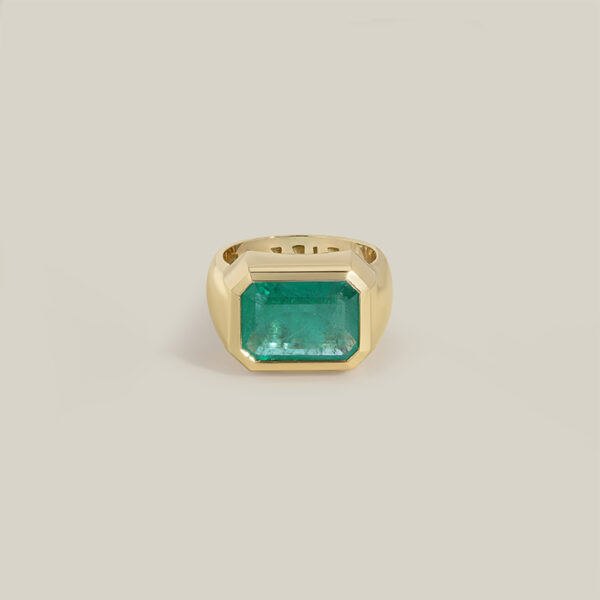 East West Ring: Emerald May
