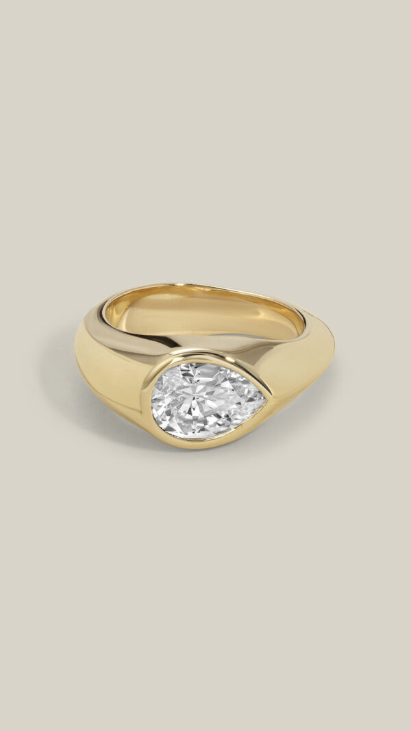 Asymmetric Pear Settinh - Image 2